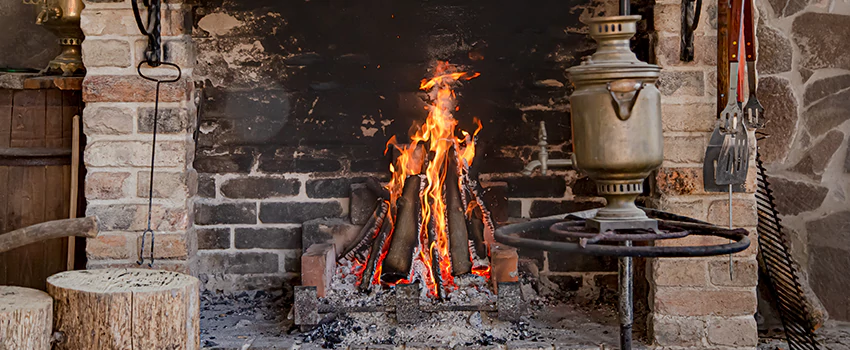 Traditional Fireplace Design Refurbishment Costs in Magog, Quebec