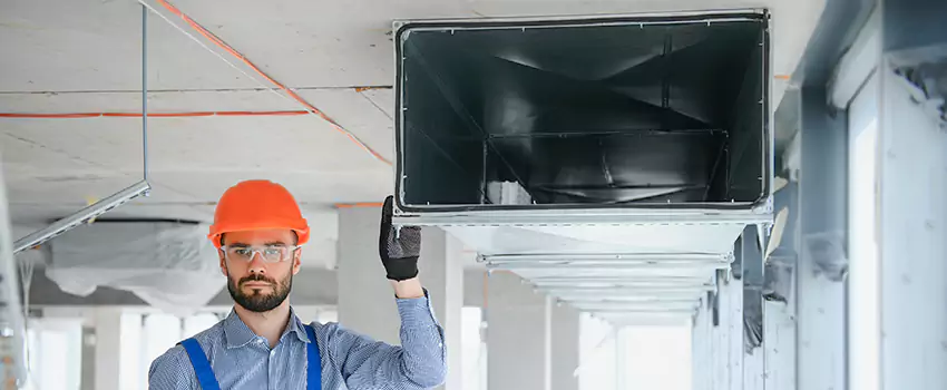 Insulated Damaged Ductwork Repair Services in Magog, QC
